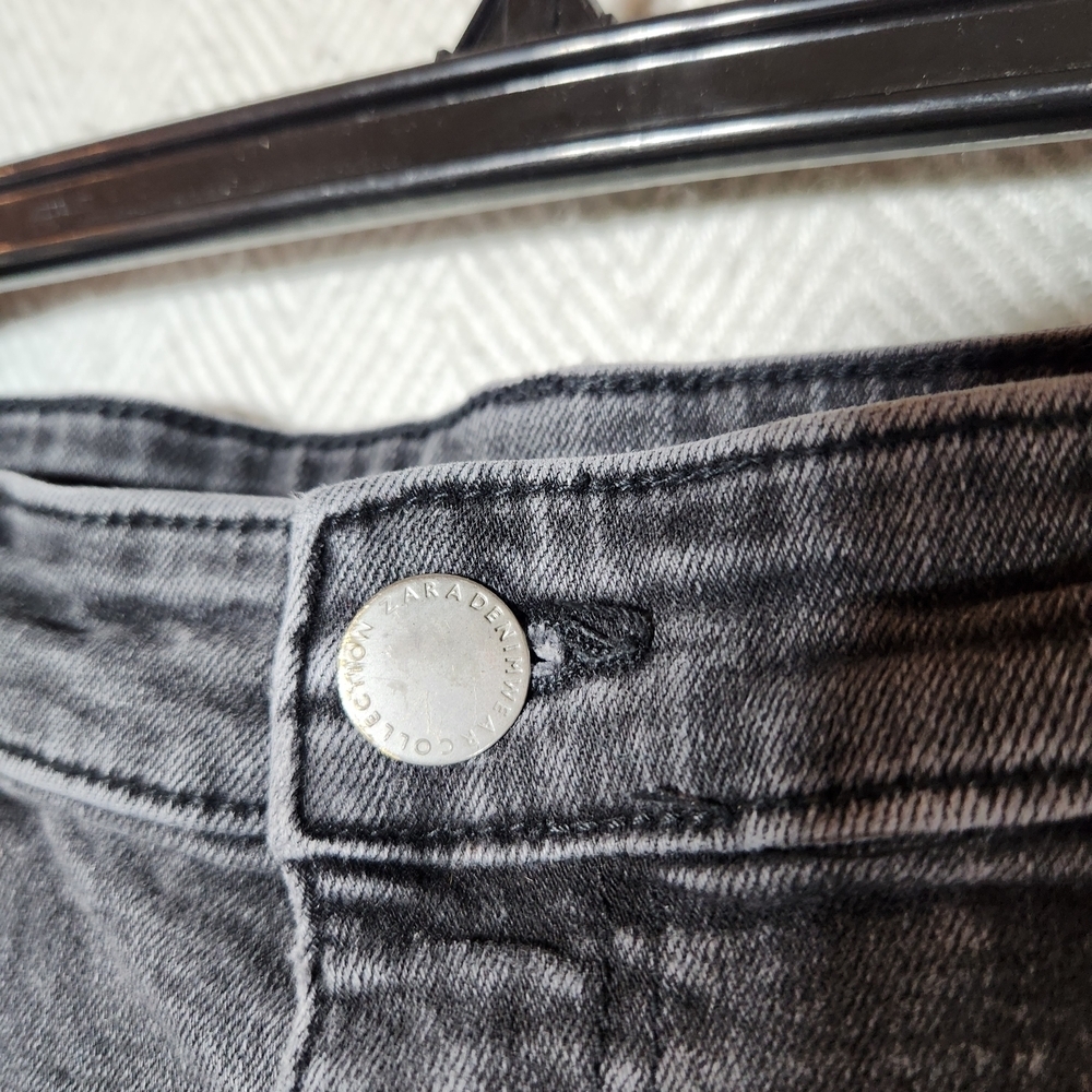 Zara Womens 36 Distressed Black/Gray Cargo Jeans Ankle Zip - Picture 6 of 9